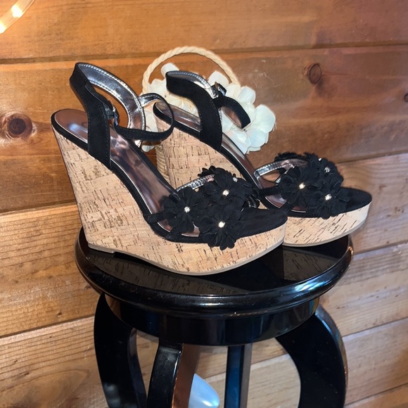 🆕Carlos Santana black heel NIB 5”  sandals - Picture 1 of 16
